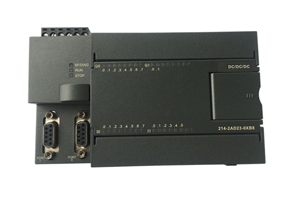 中型可編程邏輯控制器(PLC)